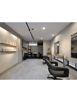 *一人一人と真剣に向き合いたい*という思いから、ゆったりと寛げる空間で理想のデザインをご提供します♪