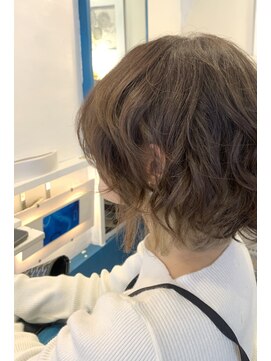 リス(lys) ウェーブ レイヤーボブ