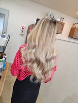 ミラシィ 成田(Mirashy)&nbsp;ハイライトカラーミルクティーベージュレイヤーカット