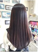 ピンクベージュorインナーグレージュの厚めバング大人ヘア