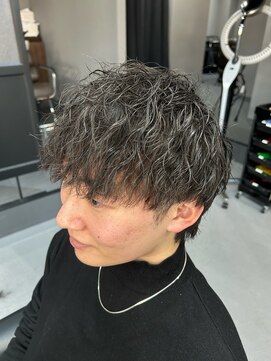 ジェニーバイメノン(JENNIE by Menon) メンズマッシュ　波巻きmix モテヘア