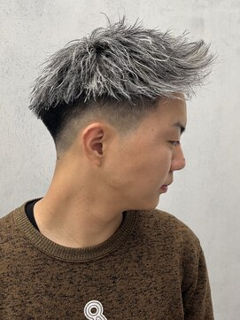 ルースト 西院店(ROOST) ホワイトメッシュ×フェードジェット