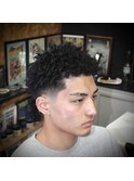 スパイキーアフロ×テーパーフェード