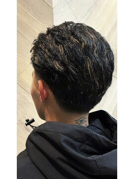 レボ 片町店(Revo) テーパーフェード×ハイライト