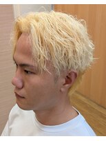 トウキョウケン(Tokyoken)&nbsp;ツイストスパイラルパーマ＋ハイブリーチ