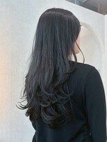 ジーナ  札幌大通(Zina)&nbsp;美髪＊シャギーレイヤー＊ブルーブラック＊Zina札幌大通