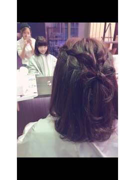 ヘアディレクション ビークス 上並榎店(HAIR DIRECTION BEECX) ハーフアップ