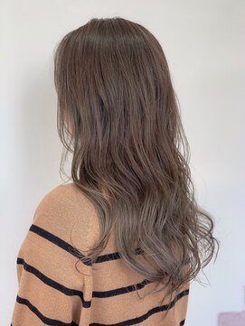 フェイバリットビューティシャルム(Favorite Beauty Charme) こっそりナチュラルハイライト×アッシュベージュ