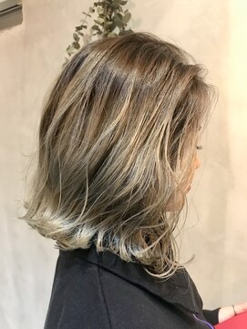 ステイシー(STACY) STACY バレイヤージュx切りっぱなしx大人かわいい