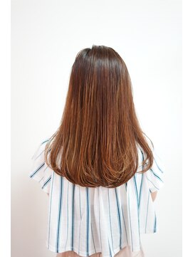 ディスオモテサンドウ 表参道(This OMOTESANDO) 美髪STYLE【表参道,青山】山本