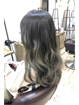 アーチ(ARCH) ホワイトグレージュ×グラデーション