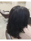 ミディアムパーマスタイル
