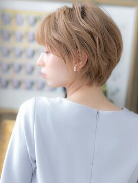 カバーヘア イヴ 戸頭店(COVER HAIR EVE) 外国人風ブロンドカラー前下がりボブウルフb戸頭20代30代40代