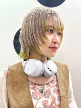 デート 下北沢(DATE) ダブルカラーブロンドベージュカラーケアブリーチハイトーン韓国