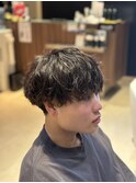 ツイストスパイラルパーマ メンズ 原宿