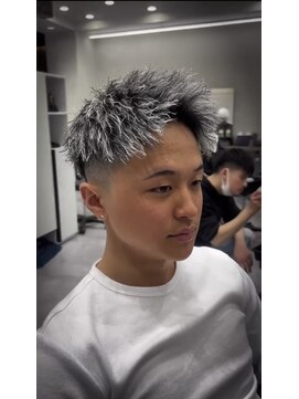 ルースト 京都河原町店(ROOST) ジェット×ツイスト×白メッシュ