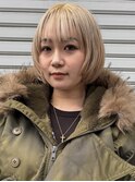 ホワイトベージュ