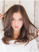 スウィート感たっぷりの柔らかなシルエットに夢中