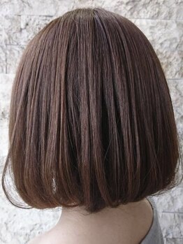 スマートカラー キレイ アクロスモール春日店(Kirei)の写真/[根元¥3540/全体¥4570]繰り返しのカラーで傷んだ髪や,エイジング毛のお悩みに◎髪質改善<ソヴァールカラー>