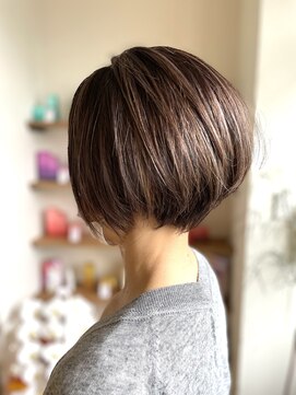 ヴァン カウンシル 王子(VAN COUNCIL) 脱白髪染めハイライト