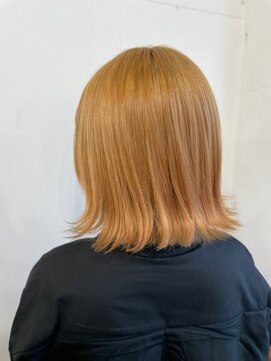 ナンバー アンフィール 渋谷(N° anfeel) 大人可愛い20代30代40代小顔ワンサイドショートボブ丸み前下がり