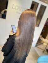 ラビスモア(Lovis moa)&nbsp;魅力倍増カール/セミディ/シアーカラー/ダークアッシュ/姫カット