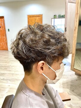 ヘアーアンドメイク シェリ(Hair&Make Cherie) メンズ　パーマ