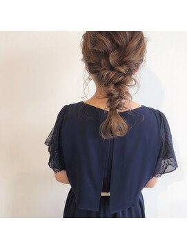 クールブ(Courbe) お呼ばれ編みおろしアレンジ♪