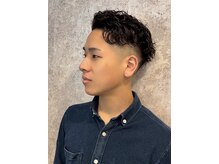 キタセンジュバーバー バイ ティーズ(KITASENJU BARBER by T's)
