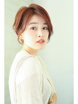 ガーランド (Garland) 大人ボショート/ショートボブ/マチルダボブ/ピンクベージュ/卵型