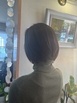 モア&nbsp;カットカラー