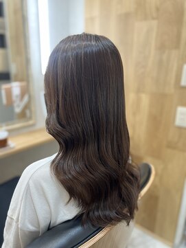 ハサミバイアトリエナガノ 千葉(8sami by atelier nagano) デザインカラー／レイヤーカット/ウエットヘア/オリーブベージュ