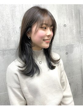 オグジュアリー 表参道(aux.) 大人ニュアンスくびれヘア