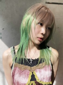 キャロルガーデンズ ボコカ 表参道(Carroll Gardens bococa) 【azu】ブリーチカラー、デザインカラー、ルーツカラー