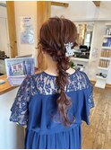 編みおろしヘアアレンジ