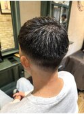 ソフトクロップフェードカットツーブロ刈り上げメンズカット