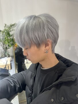 イリ 梅田(ili) シルバーマッシュ