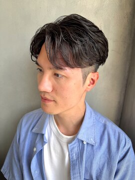 メンズココ 清澄白河店(MENS COCO) 毛流れセンターパート刈り上げビジネスマッシュ