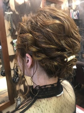 ヘアー クリエイト カルバリ(HAIR CREATE Calbari) ゆるふわアレンジ