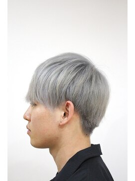 いまる美容室 ホワイトブリーチ