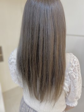 フォルテ 草薙店 艶々透明感グレージュ