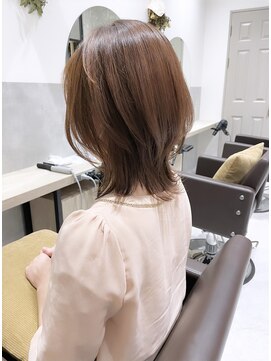 トマト(TOMTO) 【YUYA】くびれウルフ_ミディアムウルフ_レイヤースタイル