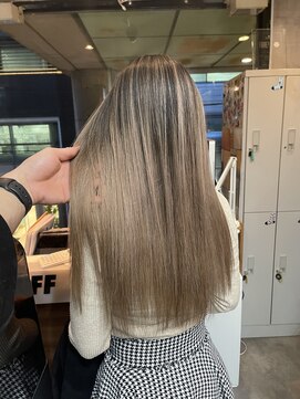 ラフ(LAFF) #黒髪#ボブルフ#ネビージュ#小顔#ワンレン