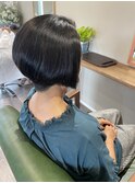 ショートボブ