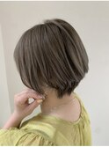 丸みショートボブグレージュ