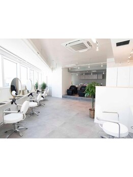 【池袋西口徒歩1分】悩める大人女性の為のプライベートサロン。毎日をもっと素敵にするお手伝いをします。