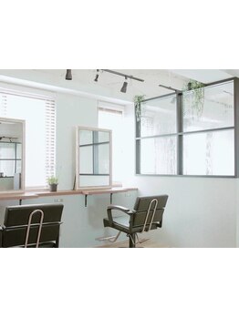 ≪口コミで高評価≫都会の喧騒を忘れる隠れ家サロンでリラックス。心地よい空間が魅力[銀座/オージュア]