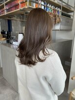 イミ(imi) ミディアムヘア/レイヤー/オリーブグレージュ/カーキグレージュ