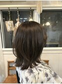 オリーブベージュ×くびれミディアム