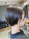 ショートボブ